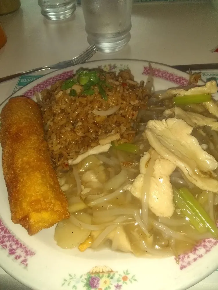11 Chicken Chow Mein